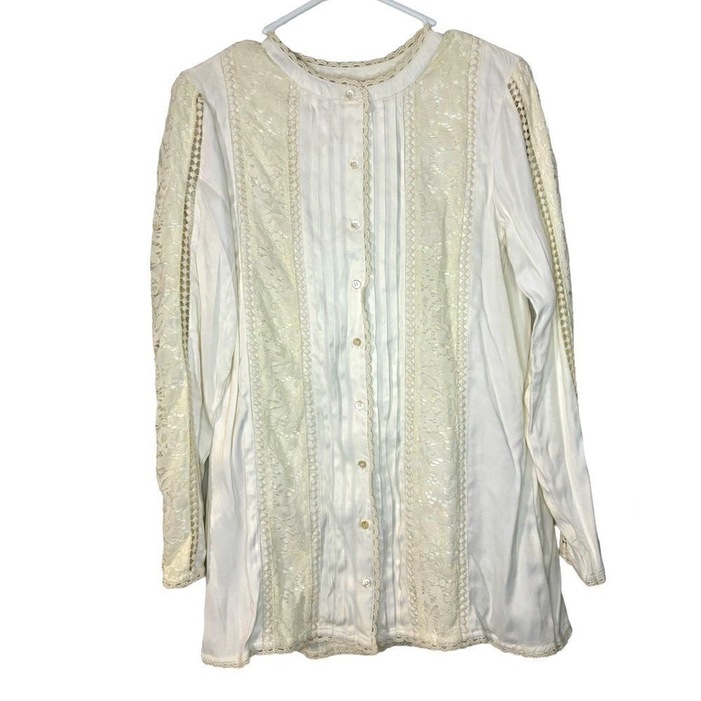 Sundance NWOT boho western button down - white lace accents
